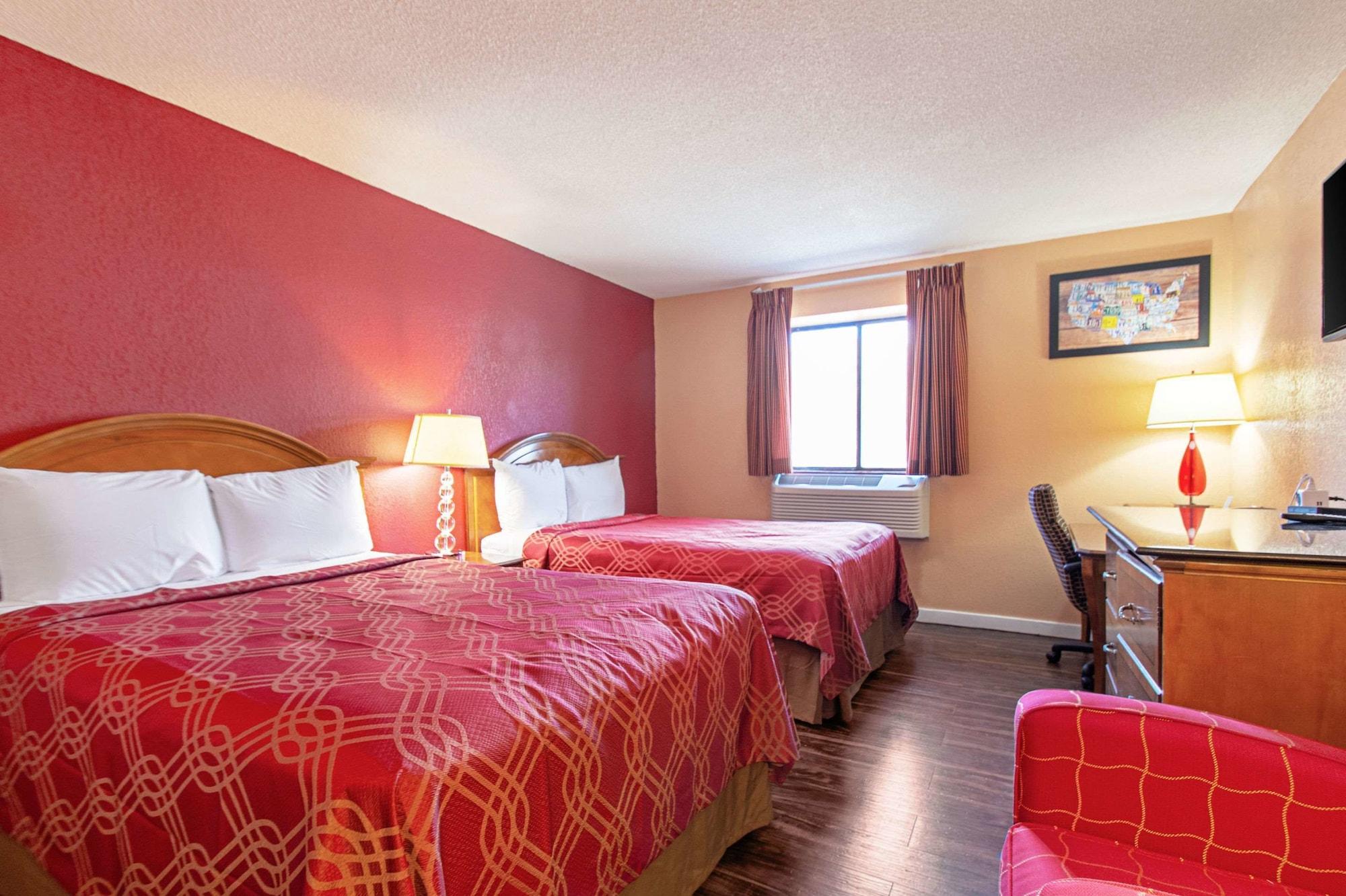 Econo Lodge Ютіка Екстер'єр фото